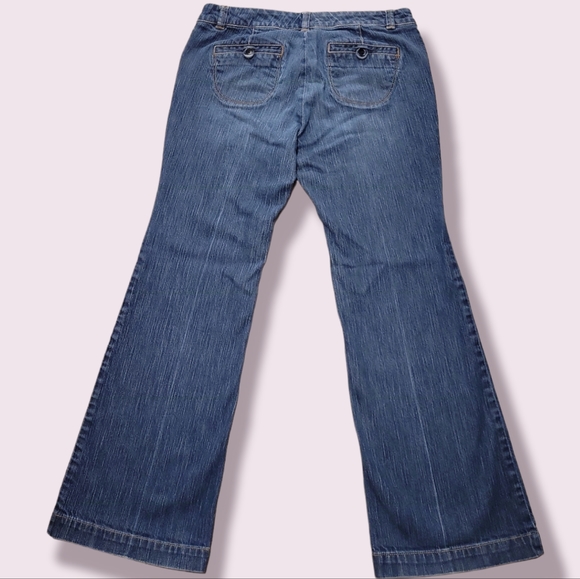 New York & Company Low Rise Skinny Flare Leg Jeans, Size 6 Petite - Picture 4 of 8